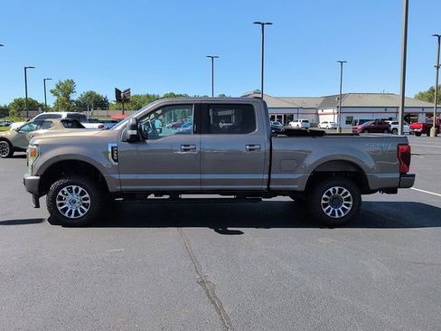 Used 2022 Ford F350 Lariat AWD/4WD image 4