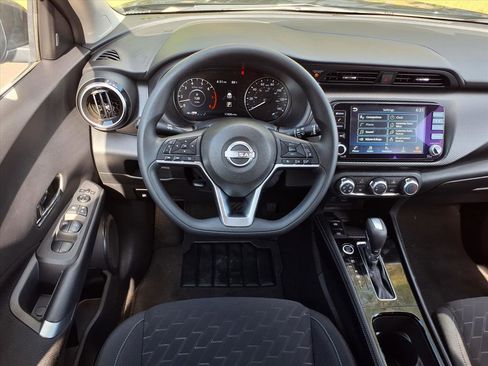 Certified 2024 Nissan Kicks SV image 14