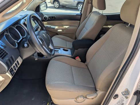 Used 2013 Toyota Tacoma PreRunner w/ SR5 Pkg image 2