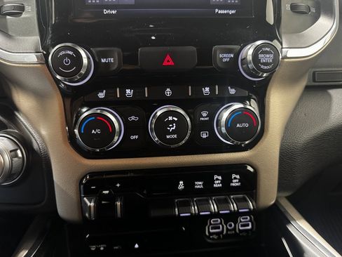 Used 2019 RAM 1500 Laramie w/ Sport Appearance Package image 36