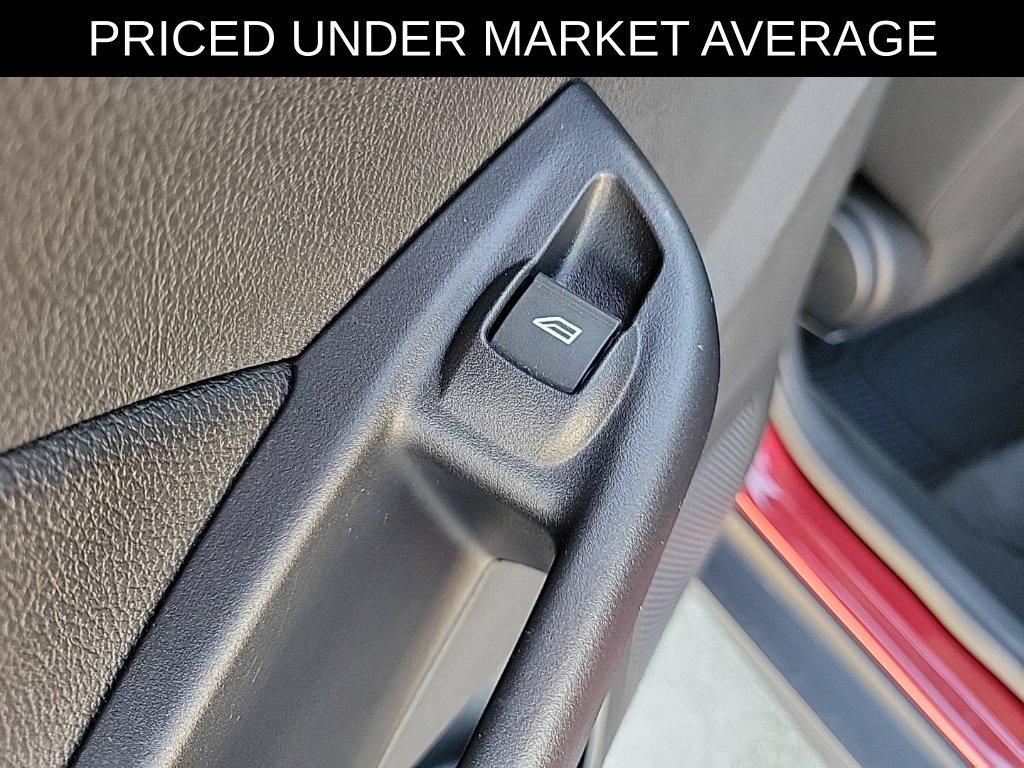 Used 2017 Ford Focus SEL w/ Interior Protection Package FWD image 13