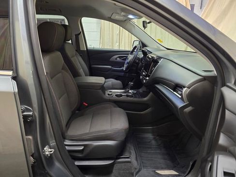 Used 2019 Chevrolet Traverse LT w/ LPO, Floor Liner Package image 35
