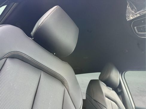 New 2026 Jeep Cherokee Limited image 17