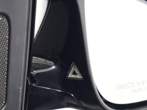 Used 2018 BMW M4 Coupe image 35