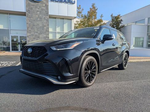 Used 2024 Toyota Highlander XSE image 9