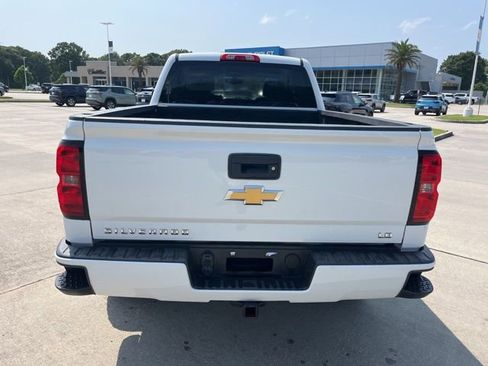 Used 2019 Chevrolet Silverado 1500 LT w/ Texas Edition AWD/4WD image 6
