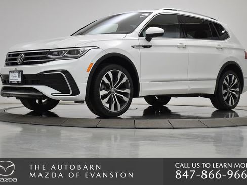 Used 2022 Volkswagen Tiguan SEL R-Line image 15