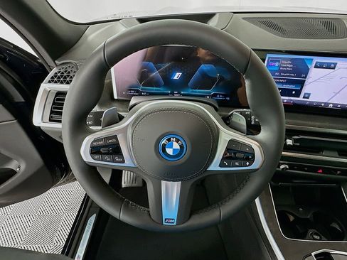 New 2026 BMW X5 xDrive50e w/ Executive Package image 10