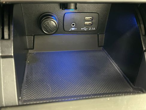 Used 2019 Subaru Outback 2.5i Premium image 26