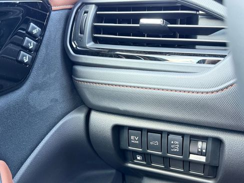 New 2026 Subaru Forester Touring AWD/4WD image 21