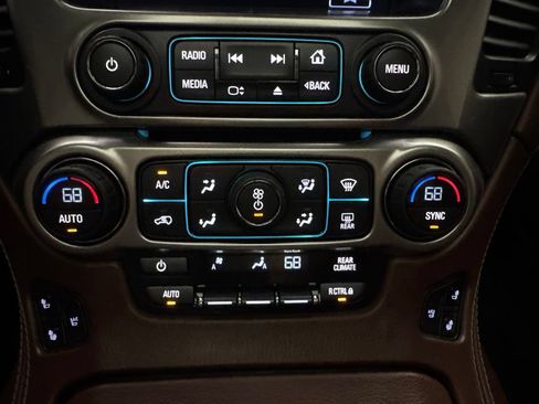 Used 2016 Chevrolet Tahoe LTZ AWD/4WD image 45