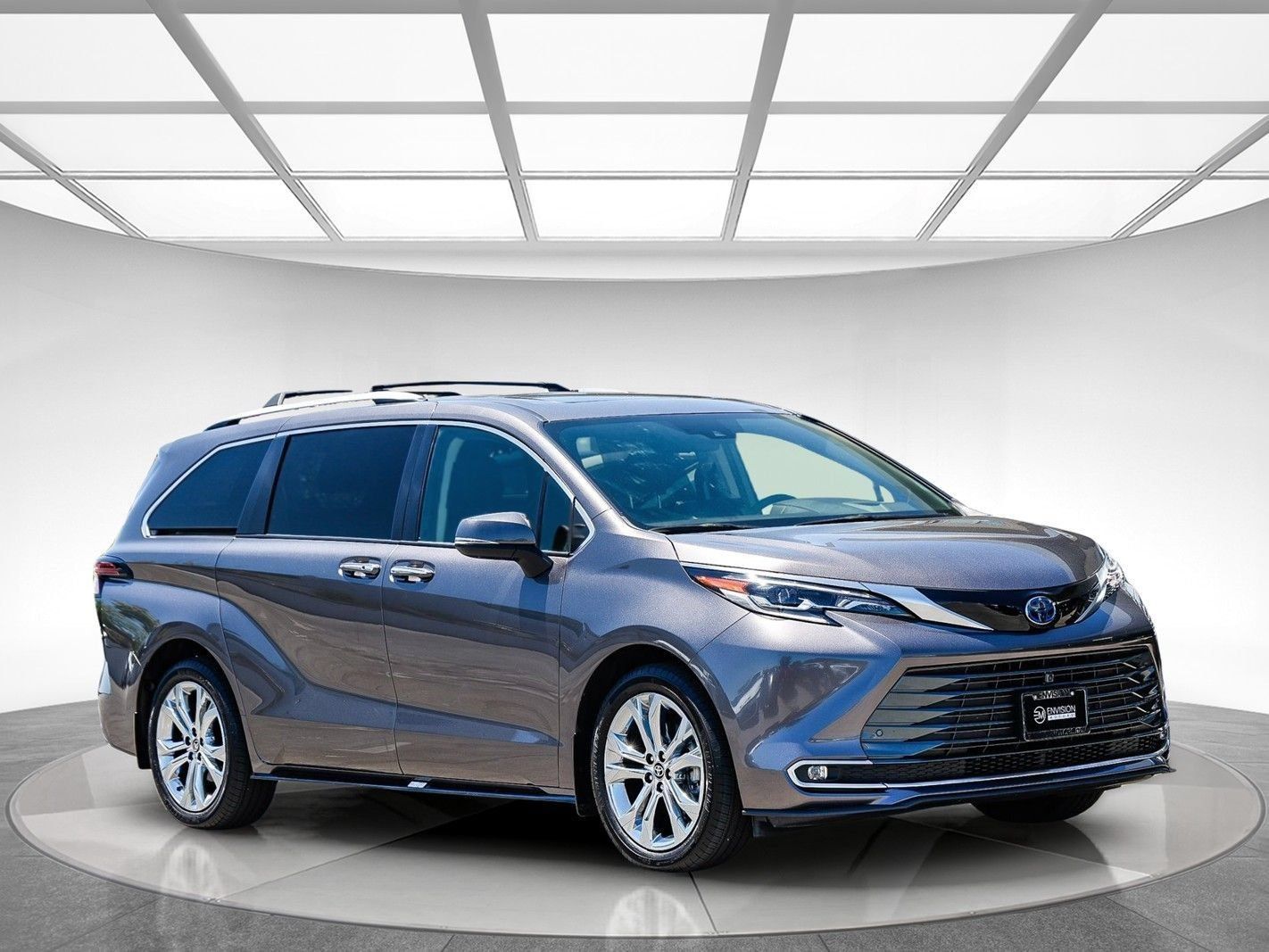 Used 2024 Toyota Sienna Platinum FWD image 6