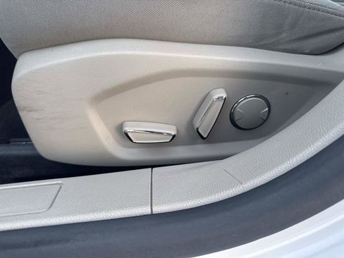 Used 2020 Ford Fusion SE image 35