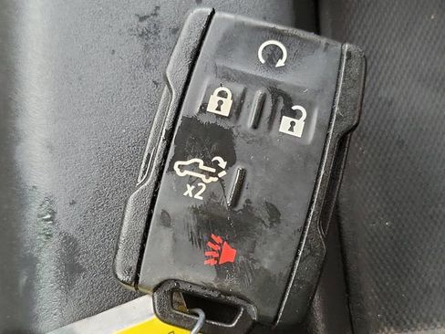 Used 2020 Chevrolet Silverado 1500 Custom w/ Custom Value Package image 36