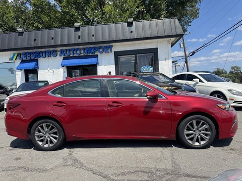 Used 2016 Lexus ES 300h image 4