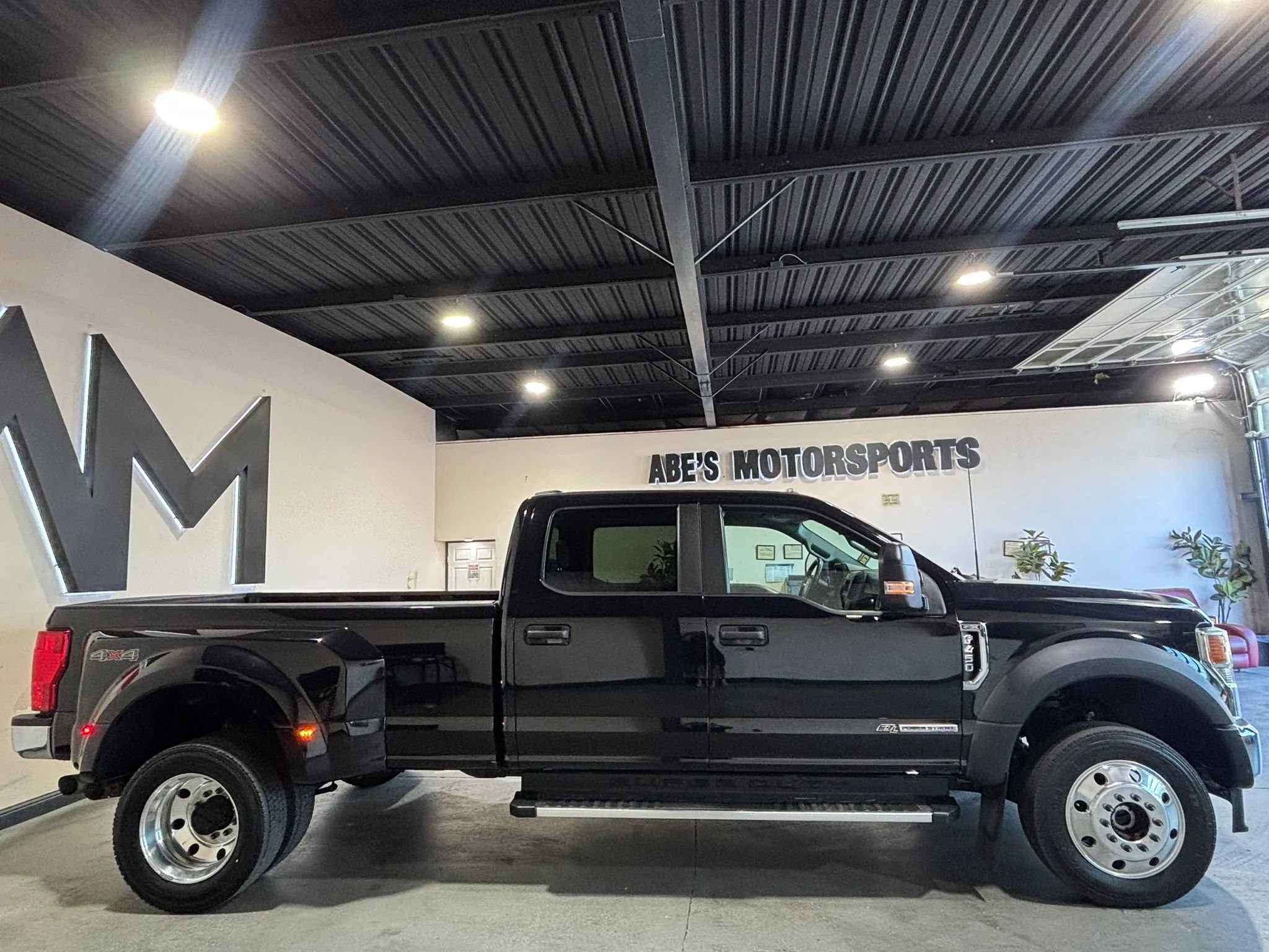 Used 2022 Ford F450 XL w/ STX Appearance Package AWD/4WD image 4