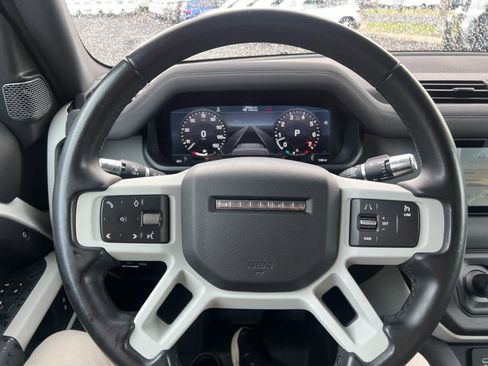 Used 2020 Land Rover Defender 110 SE image 14