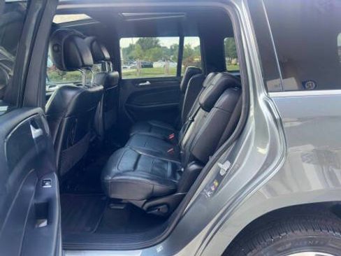 Used 2017 Mercedes-Benz GLS 450 4MATIC image 6