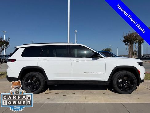 Used 2023 Jeep Grand Cherokee L Laredo AWD/4WD image 22