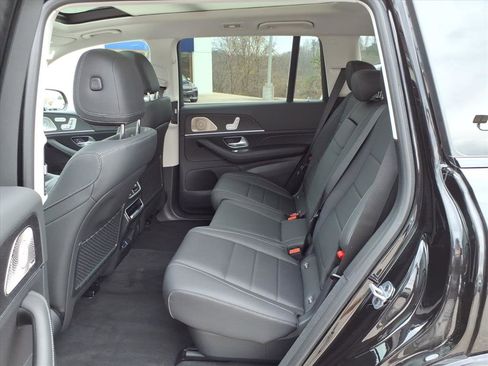New 2026 Mercedes-Benz GLS 450 4MATIC image 11