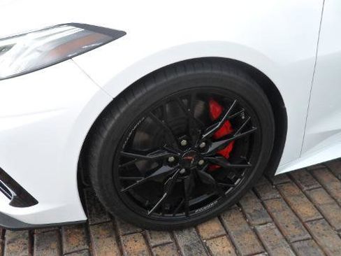 Used 2024 Chevrolet Corvette Stingray Coupe w/ Z51 Performance Package image 8