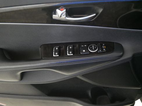 Used 2017 Kia Sorento EX w/ EX Advanced Touring Package image 19