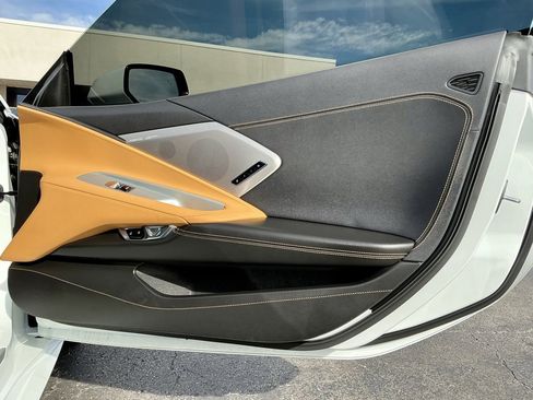 Used 2025 Chevrolet Corvette Stingray Preferred Cpe w/ Z51 Performance Package image 31