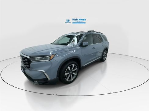 Certified 2024 Honda Pilot Elite image 6