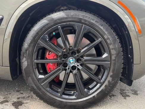 Used 2024 BMW X5 xDrive50e w/ Executive Package image 11