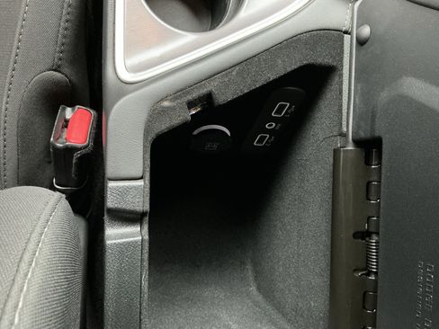 Used 2019 Dodge Challenger R/T Scat Pack w/ Driver Convenience Group image 27