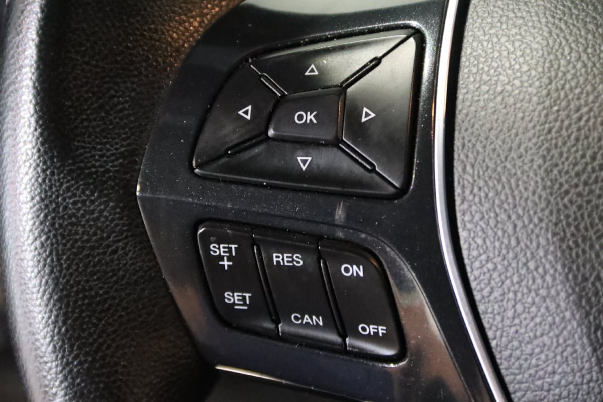 Used 2018 Ford Explorer Limited AWD/4WD image 15