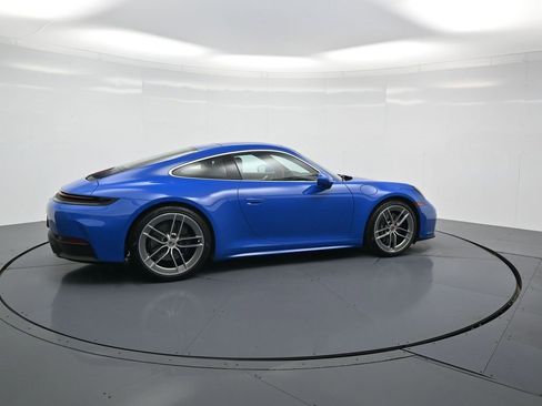 Used 2025 Porsche 911 Carrera image 31