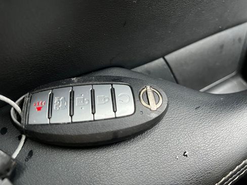 Used 2025 Nissan Altima 2.5 SV image 27