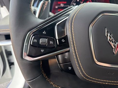 New 2025 Chevrolet Corvette E-Ray image 11