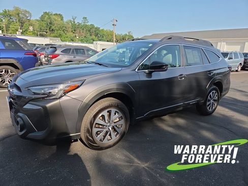Certified 2025 Subaru Outback Premium w/ Popular Package #1A AWD/4WD image 3