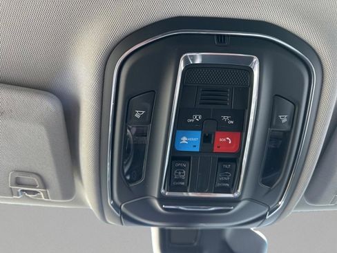 Certified 2024 Jeep Grand Cherokee L Laredo image 23