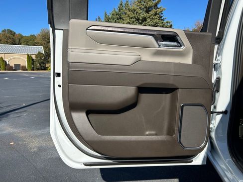 New 2026 Chevrolet Silverado 3500 LTZ w/ LTZ Premium Package image 59