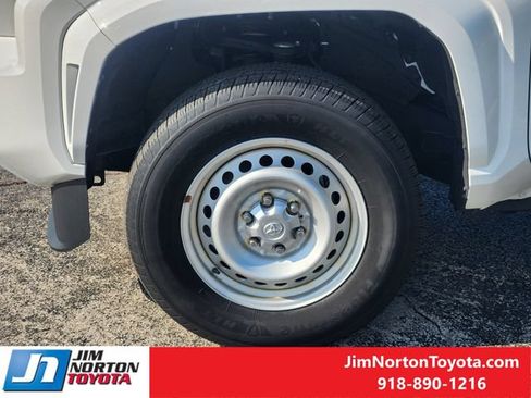 Used 2024 Toyota Tacoma SR RWD image 12