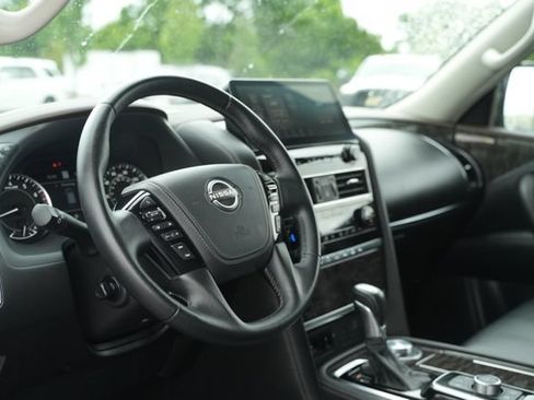 Used 2024 Nissan Armada Platinum w/ Cargo Package AWD/4WD image 28