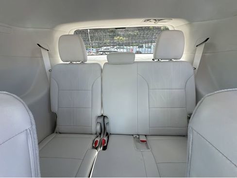 New 2026 Buick Enclave Avenir image 16