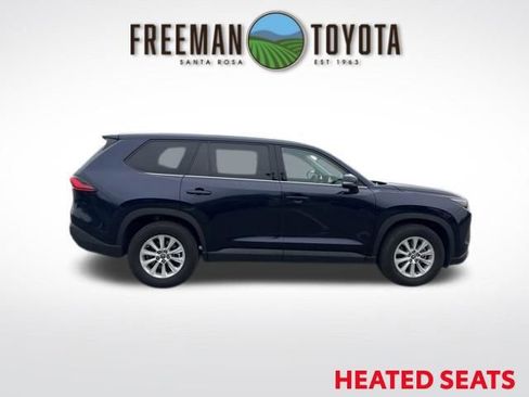 Used 2024 Toyota Grand Highlander XLE image 4