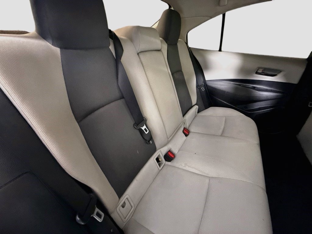 Used 2022 Toyota Corolla LE FWD image 25
