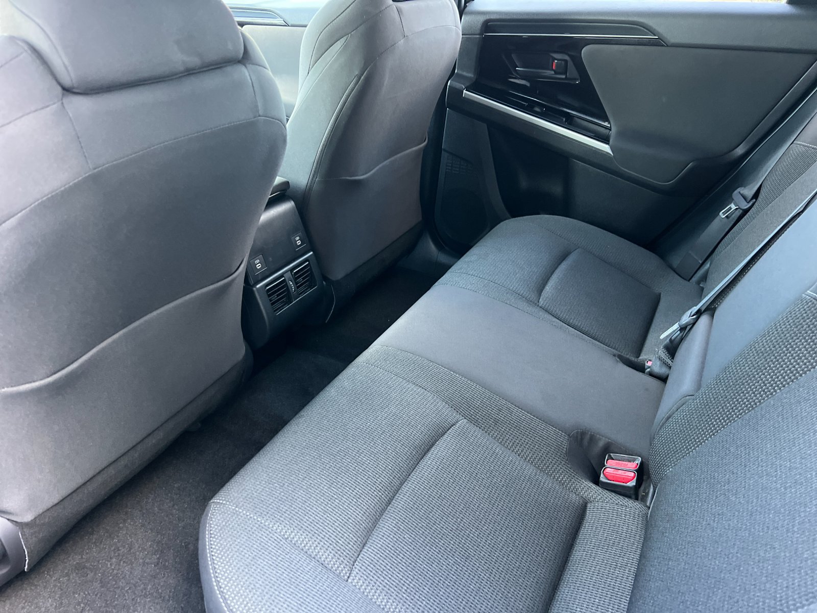 Used 2024 Subaru Solterra AWD/4WD image 11