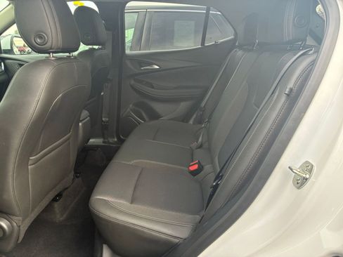 Used 2025 Buick Encore GX Preferred image 25