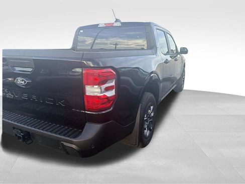 Used 2025 Ford Maverick XLT w/ Equipment Group 301A AWD/4WD image 29
