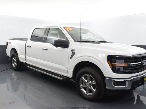 Used 2024 Ford F150 XLT w/ Tow/Haul Package image 3
