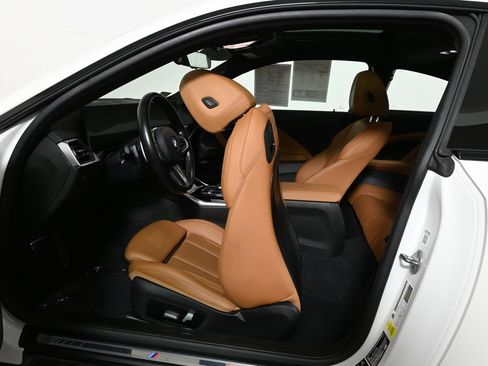 Used 2024 BMW M240i xDrive Coupe AWD/4WD image 31