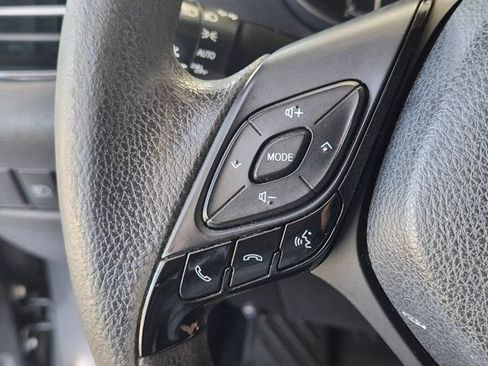 Used 2021 Toyota C-HR LE FWD image 21