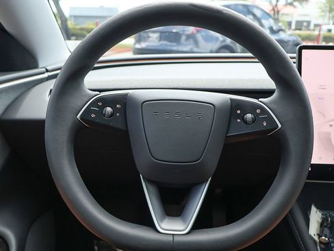 Used 2025 Tesla Model 3 Long Range RWD image 36