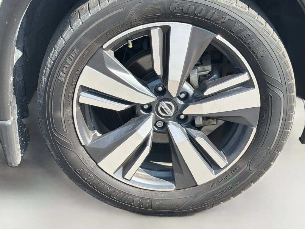 Used 2021 Nissan Rogue Platinum FWD image 8